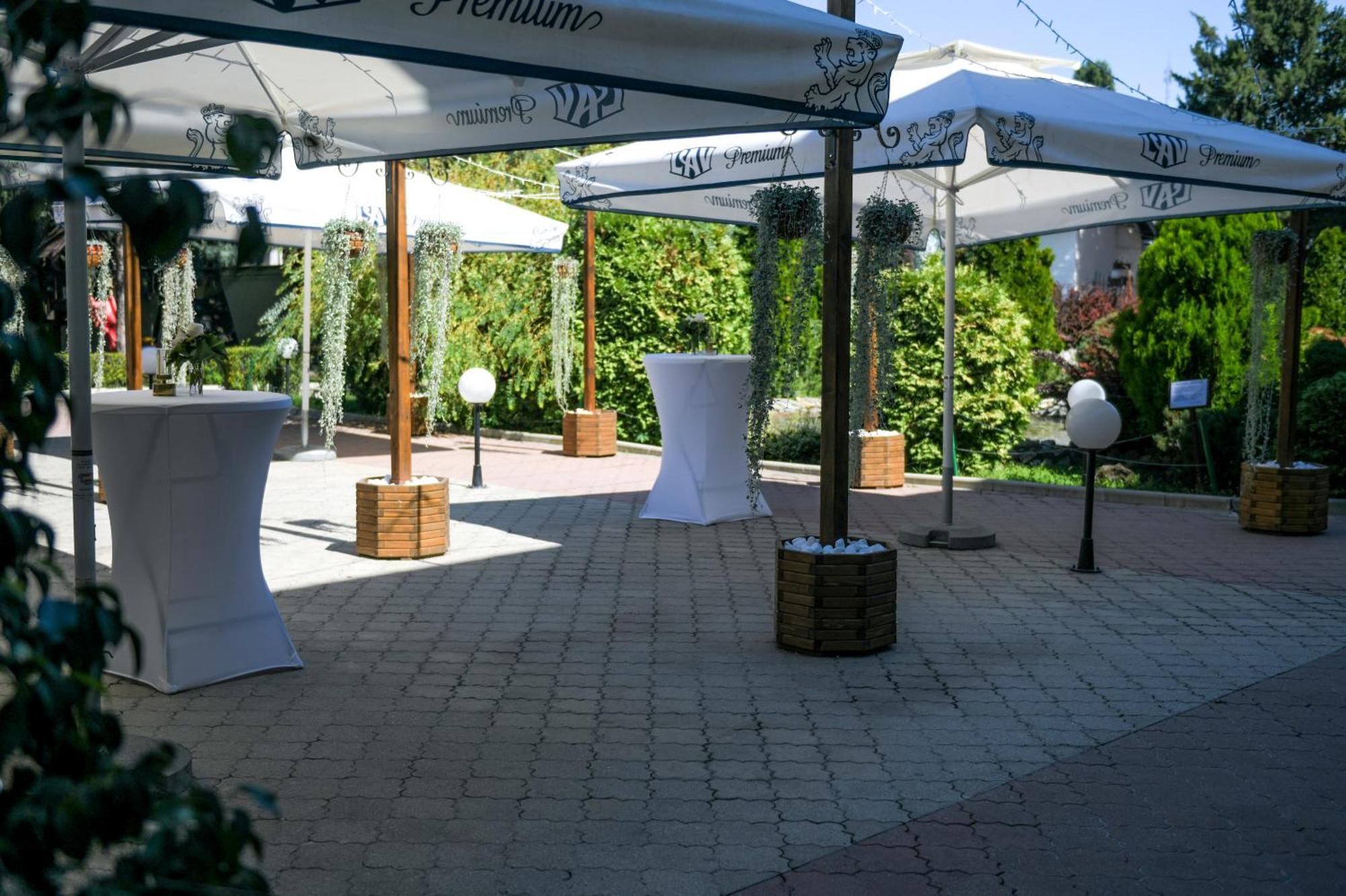 Hotel Fontana Bačka Palanka Екстериор снимка