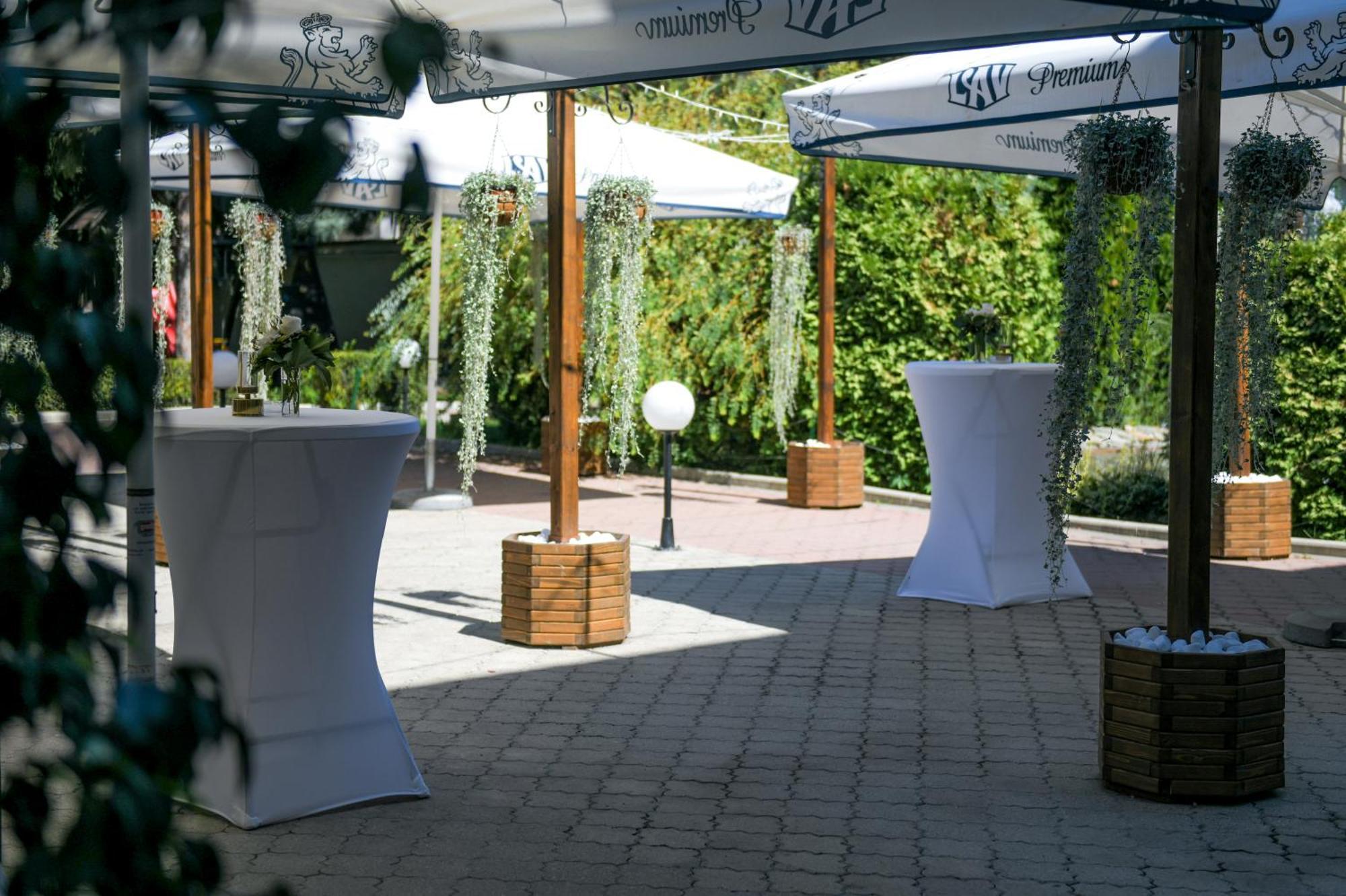 Hotel Fontana Bačka Palanka Екстериор снимка